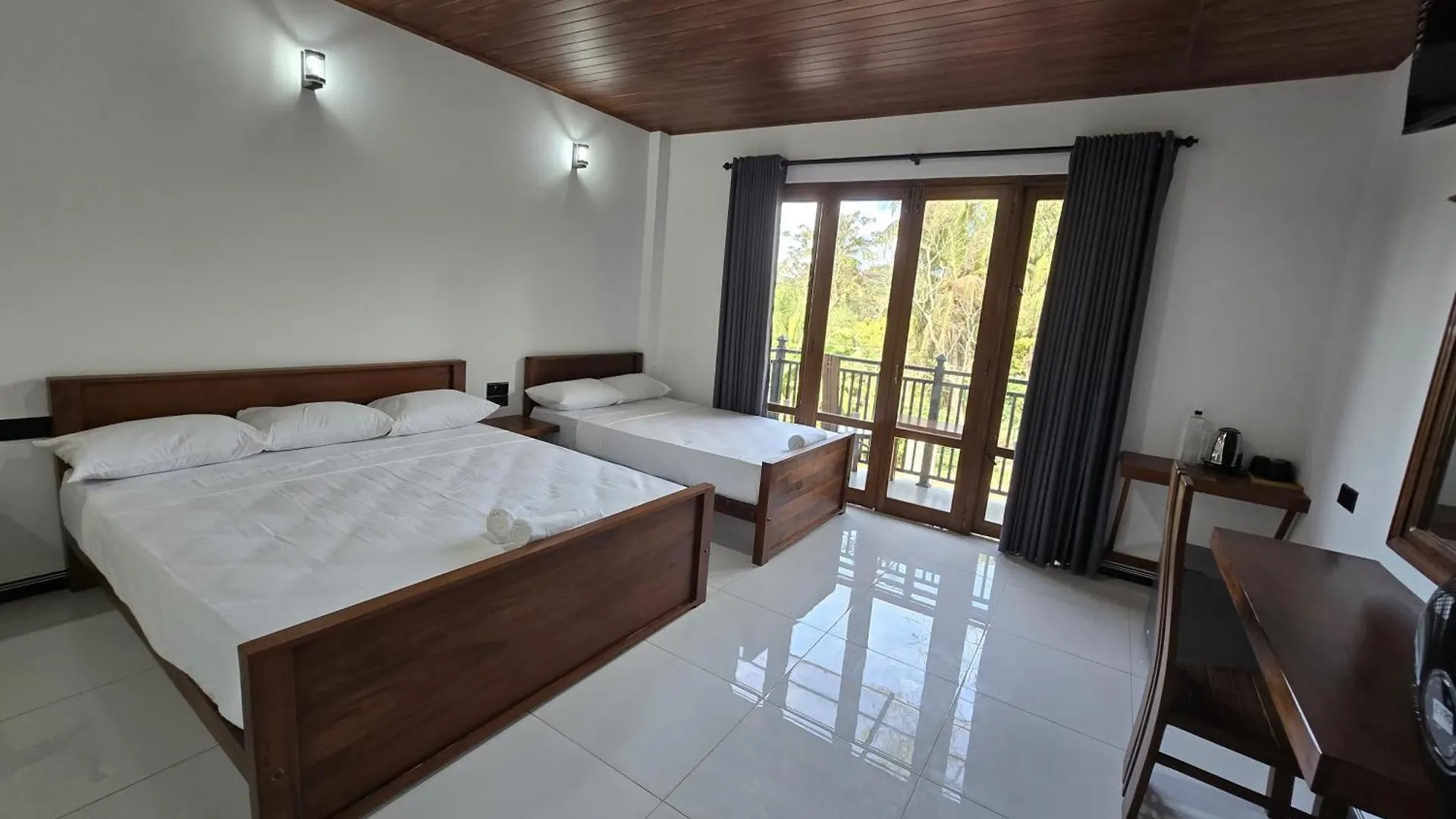 Lion See Hotel - Sigiriya