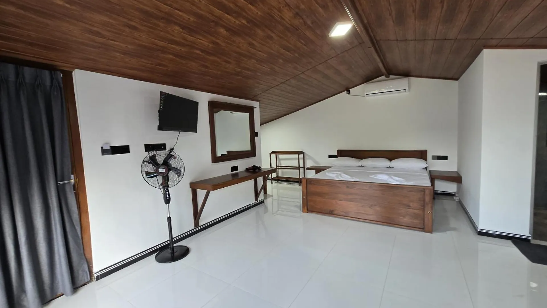 Lion See Hotel - Sigiriya