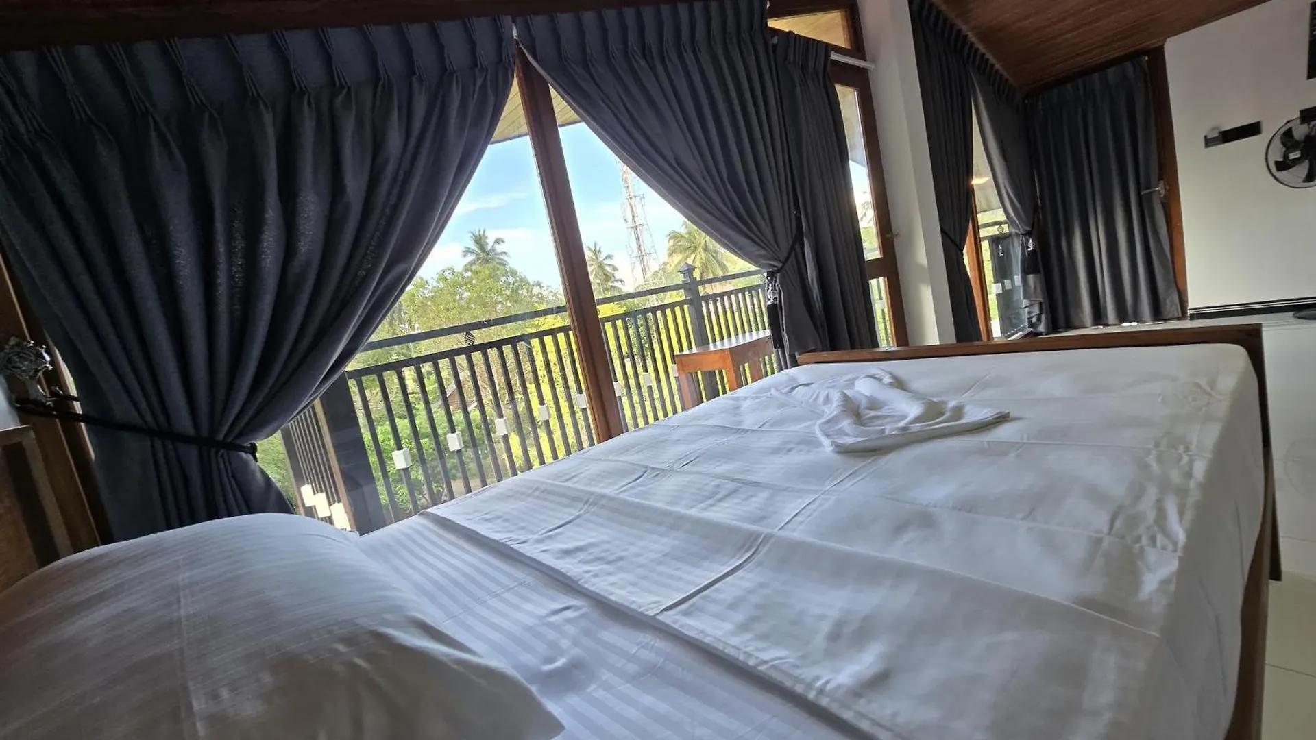 Lion See Hotel - Sigiriya