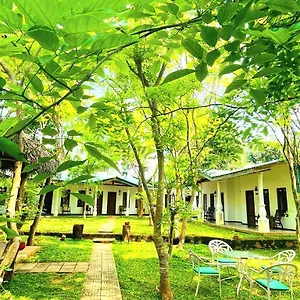 Hotel Kingfisher