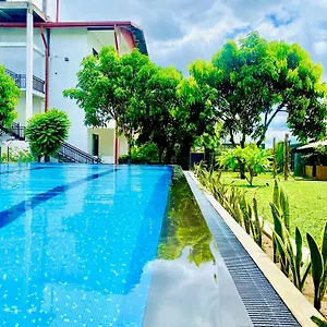 Hotel Organic Garden