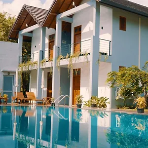 Hotel Lion Gate