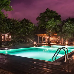 Eighth Wonder Hotel